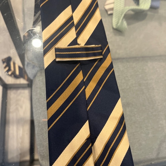 Vivienne Westwood Mens Limited edition Designer Tie - Picture 4 of 5